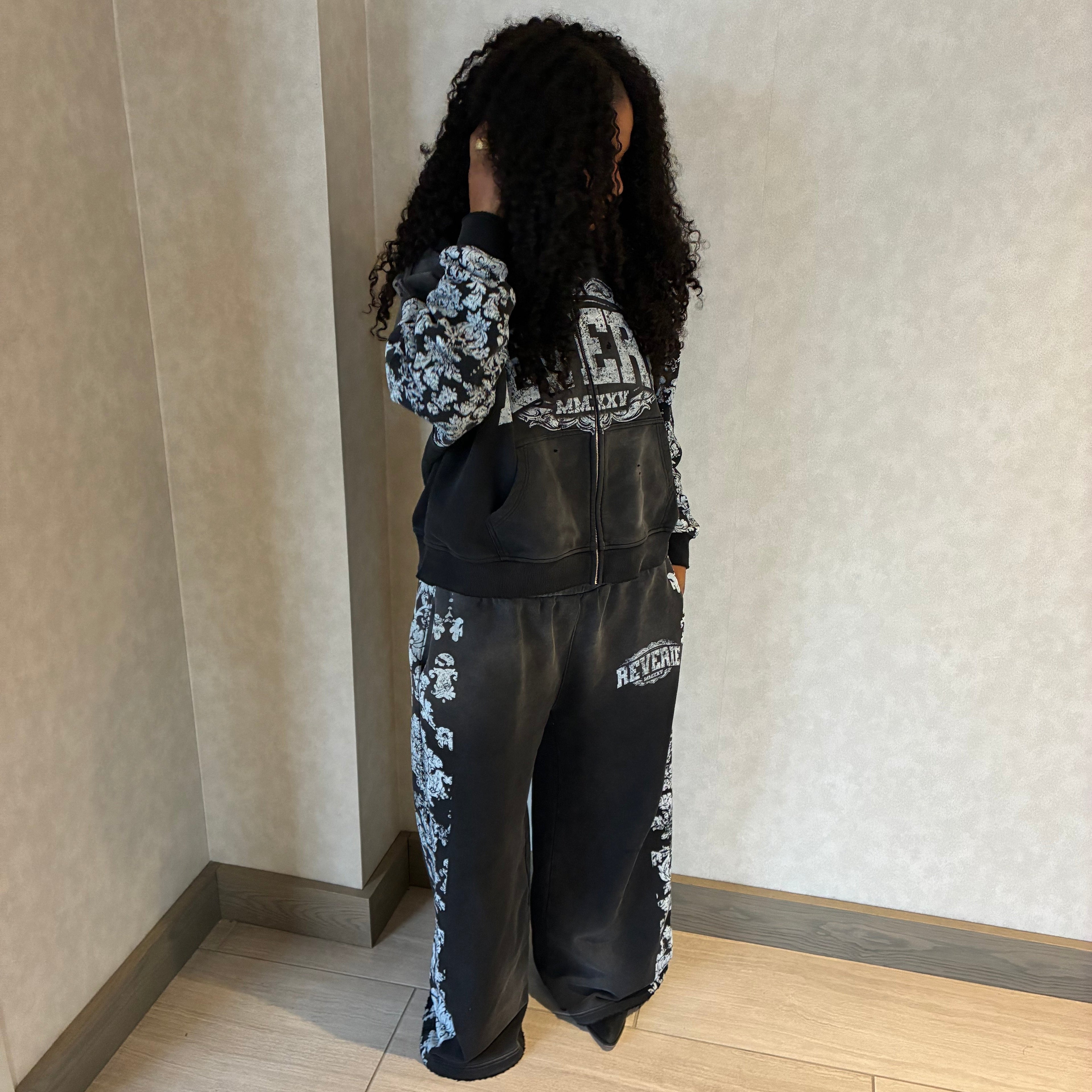 CHARCOAL MMXXV SWEATPANTS