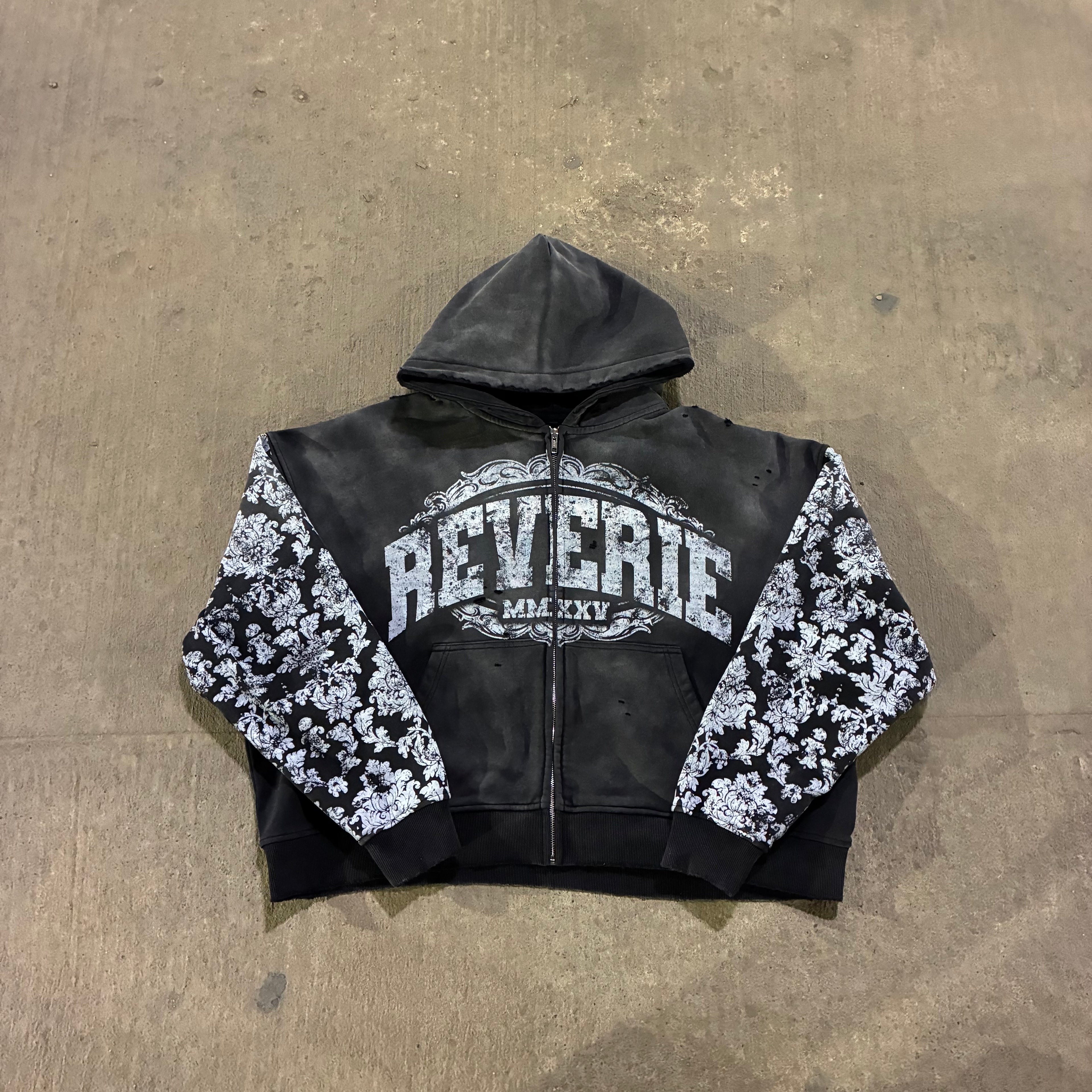 CHARCOAL MMXXV ZIP UP